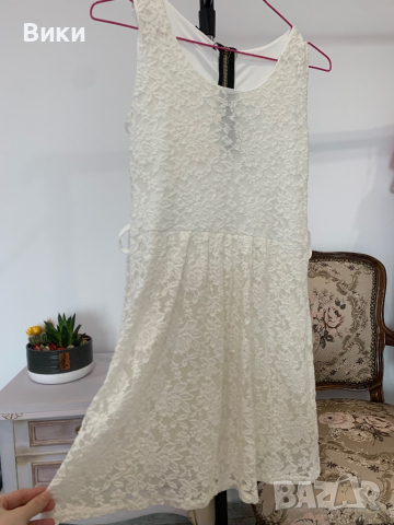 Бяла рокля в размер XS, снимка 7 - Рокли - 44635055