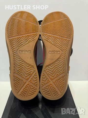 Сникърси NIKE LEBRON Xlll LIFESTYLE.Номер 42.5, снимка 9 - Маратонки - 50761197