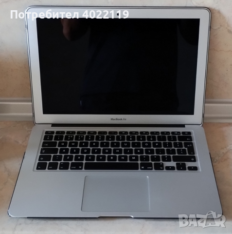 MacBook Air 13,3 инча (А1466) - пълен комплект (като нов), снимка 3 - Лаптопи за дома - 44820602