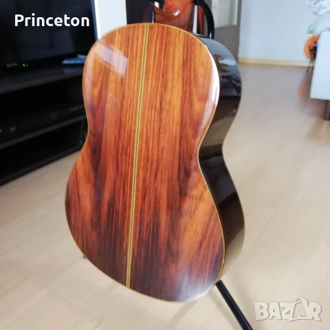 Продавам класическа китара 🎸🎸🎸 YAMAHA G240, снимка 6 - Китари - 51450288