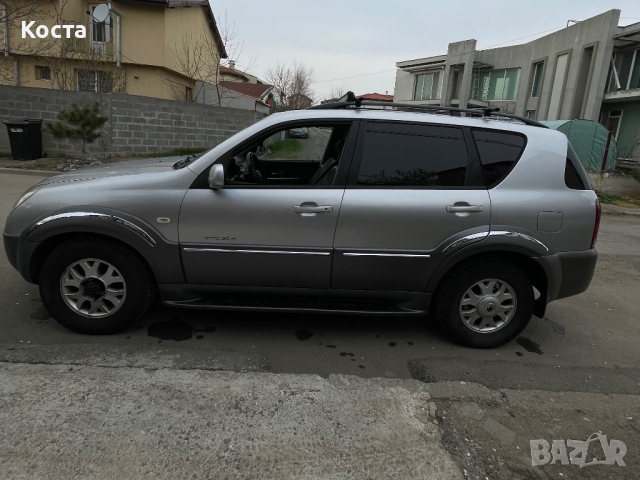 SsangYong Rexton, снимка 4 - Автомобили и джипове - 44715934