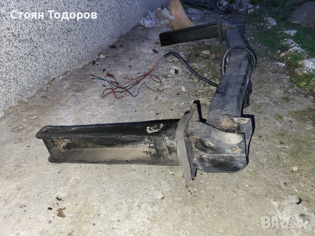 теглич за Audi A6, снимка 5 - Части - 53697171