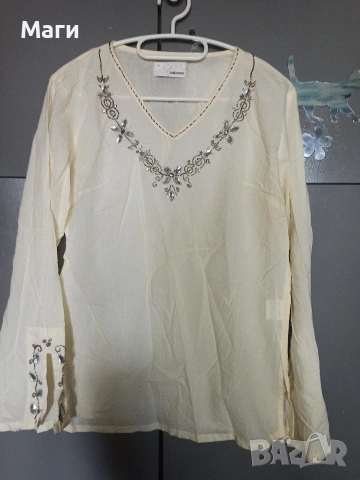 Продавам дамски блузи S размер, снимка 5 - Блузи с дълъг ръкав и пуловери - 53231322