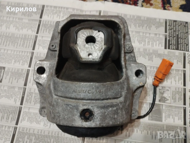 Активен ляв  тампон на двигател за Ауди а4  б8,5 2,0 ТДИ