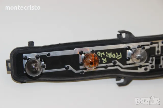 Дясна платка стоп Fiat Fiorino (2007-2017г.) версия с две задни врати Фиат Фиорино десен ламподържач, снимка 2 - Части - 50062813