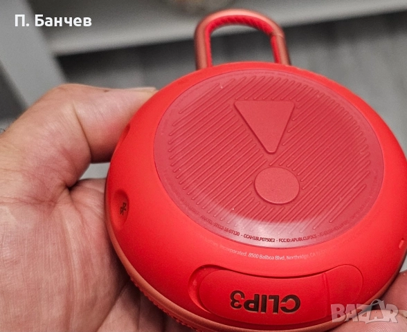 jbl clip3 , снимка 2 - Слушалки и портативни колонки - 51728409