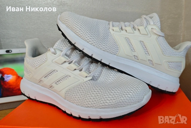Оригинални маратонки Adidas #42, перфектни, като нови!
