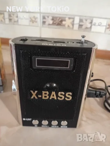 РАДИО СЪС ВГРАДЕН АКУМУЛАТОР И С БАТЕРИИ АА.1.5 VOLT, снимка 1 - Радиокасетофони, транзистори - 55851862
