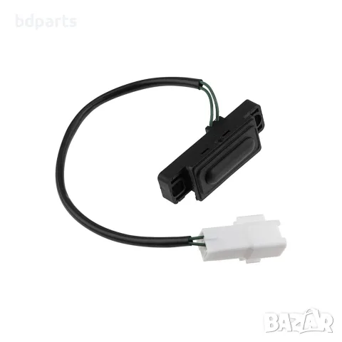 Бутон за отваряне на багажник, Suzuki, Swift MK4,, снимка 1 - Части - 56141771