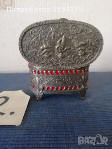 Автентични кутии за бижута. Стари пудриера и огледало. , снимка 12 - Антикварни и старинни предмети - 48275251