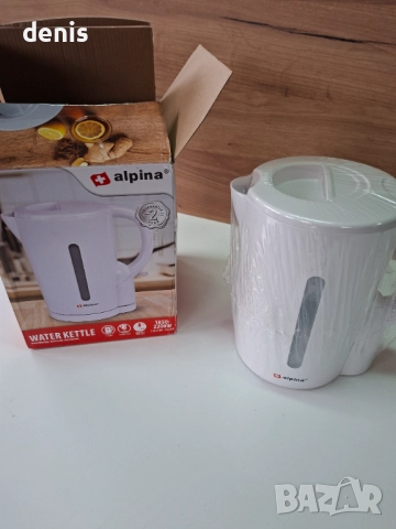 Електрическа кана за вода, 2300 вата, снимка 2 - Кани - 52589470