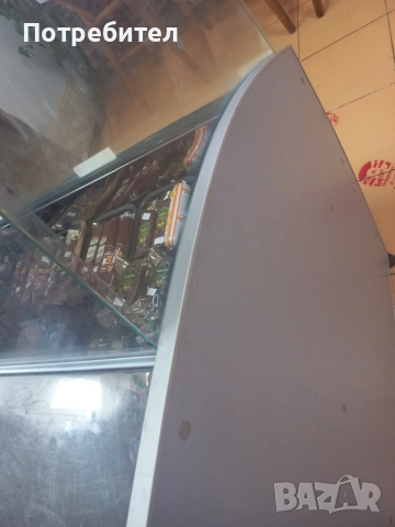 Хладилна витрина