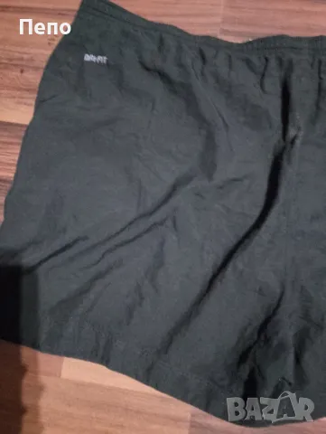 Гащи Nike, снимка 3 - Къси панталони - 50337539