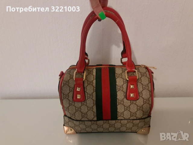 Дамска чанта Gucci, снимка 8 - Чанти - 53494674