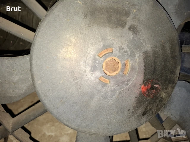 охладителна перка за bmw x5 e53, снимка 4 - Части - 50759144