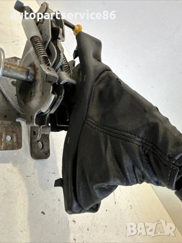 Дръжка на ръчна спирачка черна кожа за Peugeot 407 2.2 HDI (2007), снимка 2 - Части - 53701205