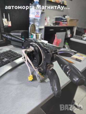 COM200X Лостчета светлини, мигачи и лентов кабел за Citroen Peugeot 