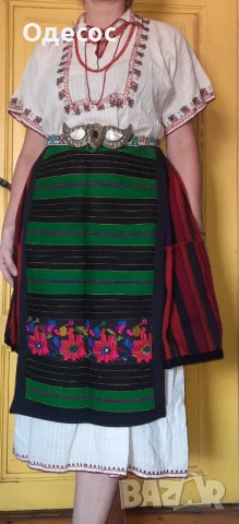 Автентична носия от Северозападна България., снимка 10 - Антикварни и старинни предмети - 50998075