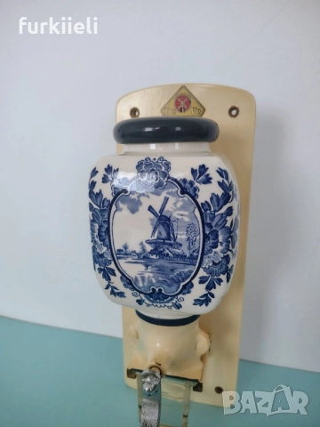 Антична стенна мелничка за кафе , снимка 3 - Декорация за дома - 52029188