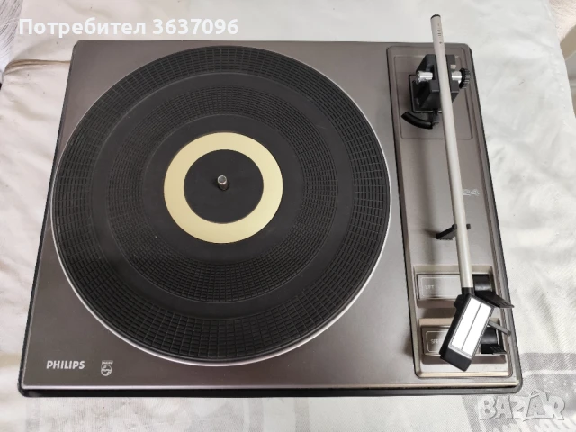 ретро грамофон Philips 224, снимка 2 - Грамофони - 51001007