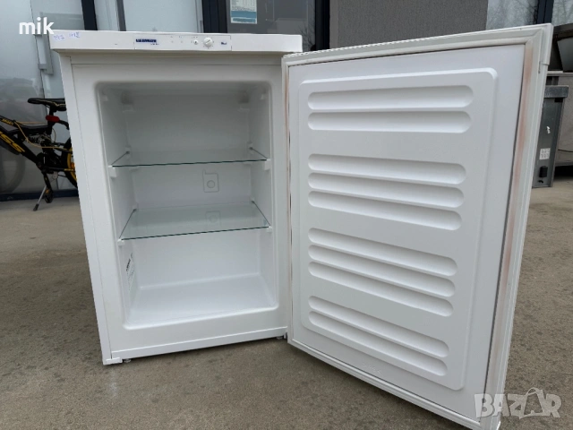 Малък фризер Либхер Комфорт 3 рафта, снимка 5 - Фризери - 53724607