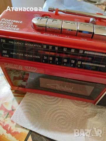 Радиокасетофон   Silver crown, снимка 2 - Радиокасетофони, транзистори - 51142931
