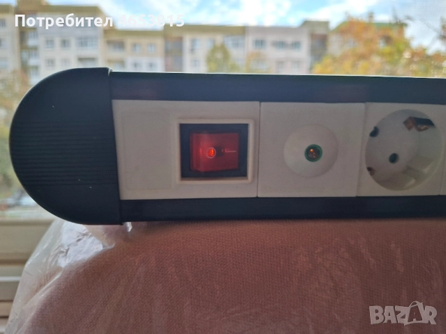 разклонител с 8 гнезда и копче, снимка 2 - Други стоки за дома - 52459089