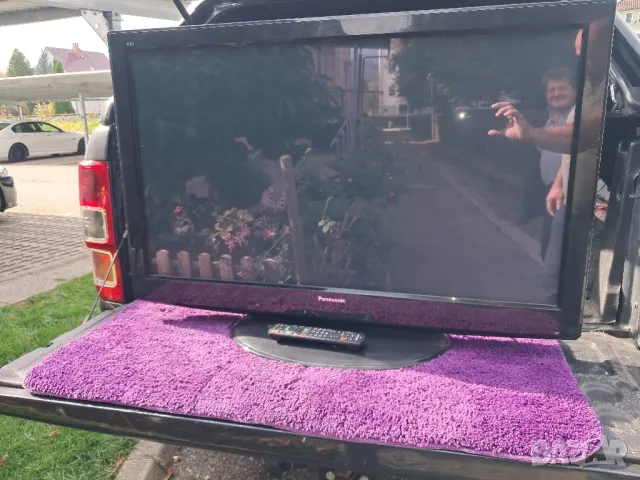 Продавам телевизор Панасоник 42"