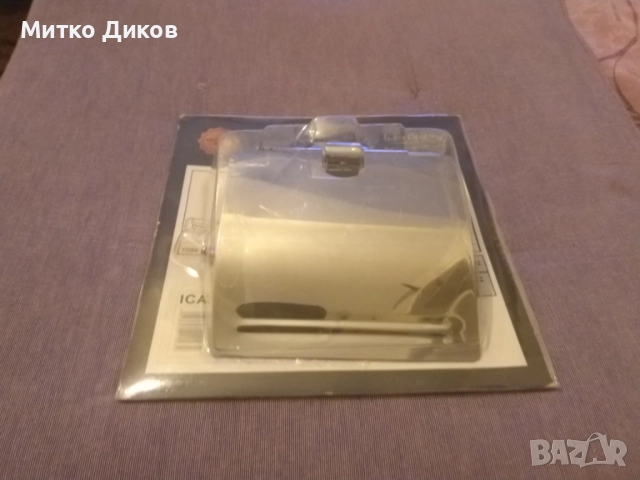 Държач за тоалетна хартия марков нов метален хромиран