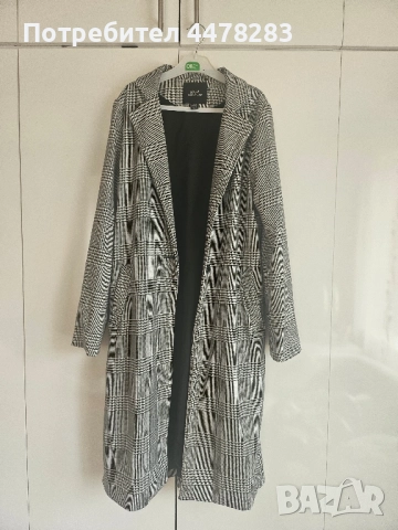 Тънко дамско палто , снимка 2 - Палта, манта - 51842300