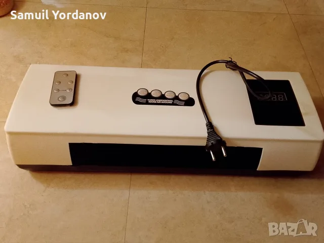 Малък Климатик Топли и Охлажда