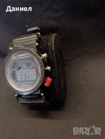 Рядък часовник Casio DW 6000, снимка 3 - Антикварни и старинни предмети - 53136244