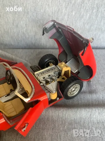 количка  Jaguar E-Type Spider 1961  1:18  Bburago , снимка 5 - Колекции - 55970641