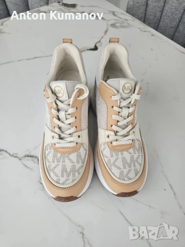 Оригинални дамски маратонки Michael Kors Описание: Оригинални дамски маратонки Michael Kors., снимка 2 - Маратонки - 51996579