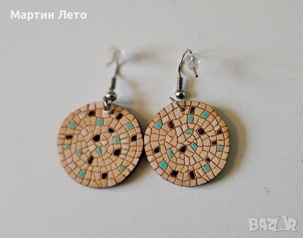 Дървени обеци. Ръчна изработка. Уникат!, снимка 3 - Обеци - 53375571