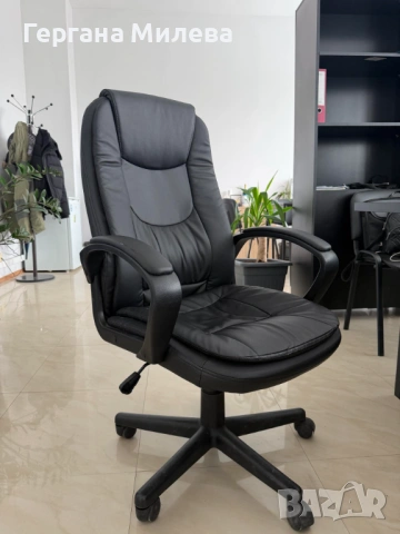 Офис мебели/ бюра/ маси/ столове/ секции