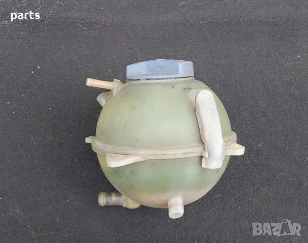 Казанче Антифриз VW Голф 4 (2) N:825 - Ауди A3 8L
- Сеат
- Шкода - 1J0121403A, снимка 4 - Части - 49809802