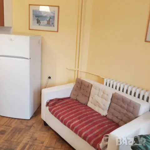 Тристаен в кв. Бели Брези, снимка 2 - Апартаменти - 56092945