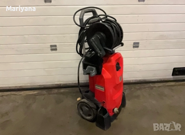 Професионална водоструйка Karcher 230V, снимка 3 - Парочистачки и Водоструйки - 51954530