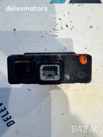 280239684R USB порт от Renault Talisman 1.6 DCI, двигател R9M452, 160 кс., 4control, автоматик , снимка 4 - Части - 53499236