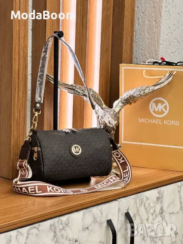 Michael Kors дамски чанти Различни цветове , снимка 9 - Чанти - 48948983