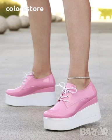 Обувки на платформа - розов лак с бяло ходило - 120K 