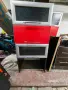 Продавам шкафче с три вратички , снимка 1