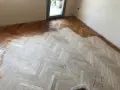 Шпакловка  и  боядисване  на  стени  : Лакиране на подове / и други  дървени  повърхности  ., снимка 15