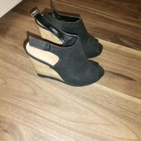 Елегантни обувки , снимка 1 - Дамски елегантни обувки - 35799853
