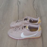 Дамски маратонки   Nike , снимка 1 - Маратонки - 34565343
