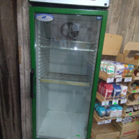 Продавам хладилник , снимка 1 - Друго търговско оборудване - 44640206