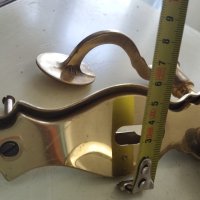 ретро месингови дръжки за врата с шилд и брава, снимка 2 - Други ценни предмети - 41743841