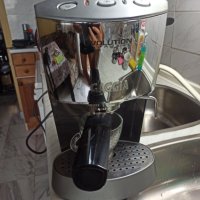 Кафемашина Гаджия Еволюшън с ръкохватка с крема диск, работи перфектно и прави страхотно кафе , снимка 5 - Кафемашини - 42309267