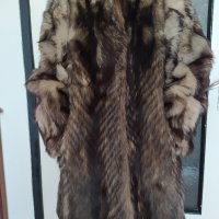 Дамско палто от лисича кожа, снимка 1 - Палта, манта - 37297649